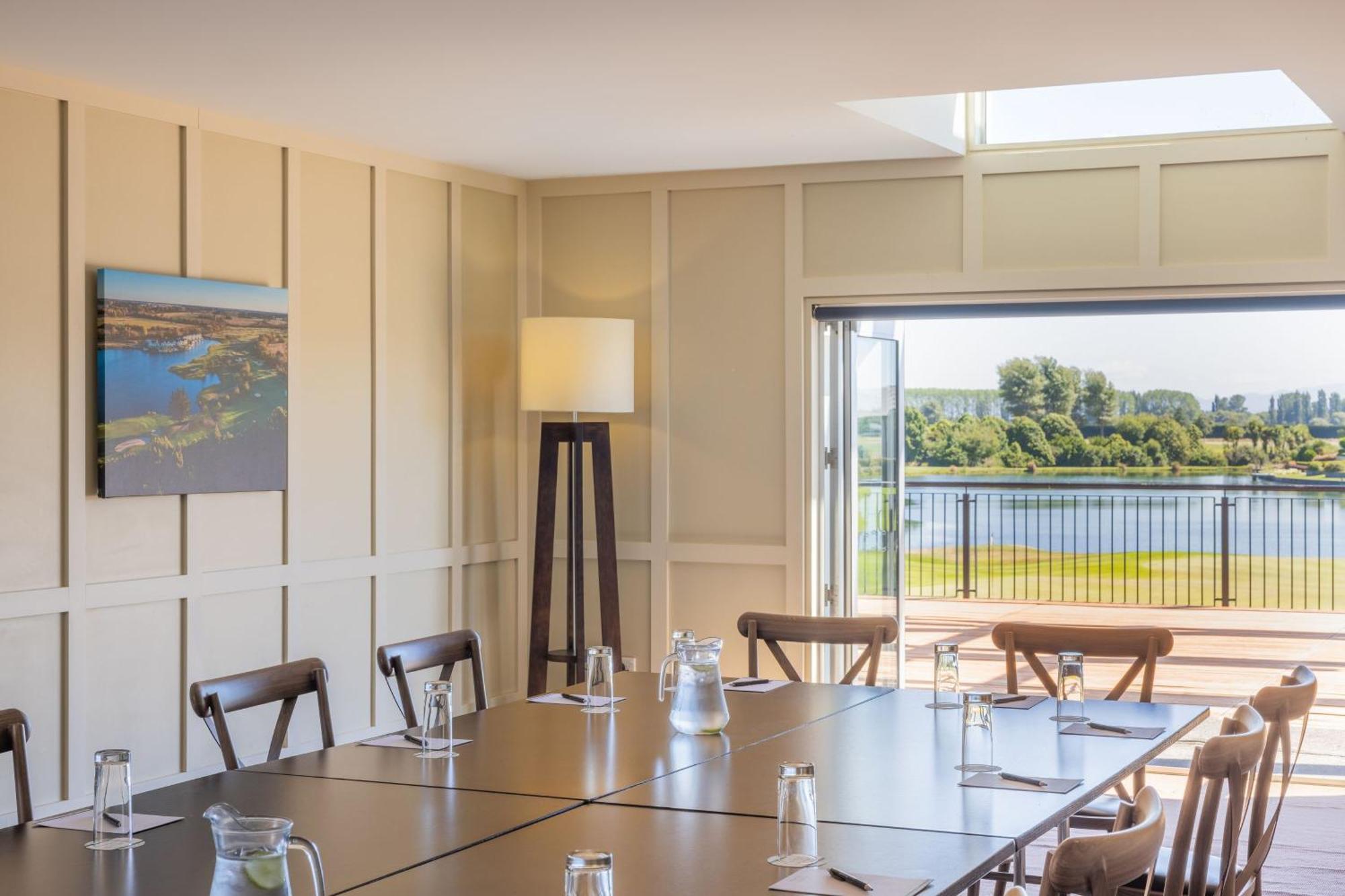 Peppers Clearwater Resort Christchurch Buitenkant foto