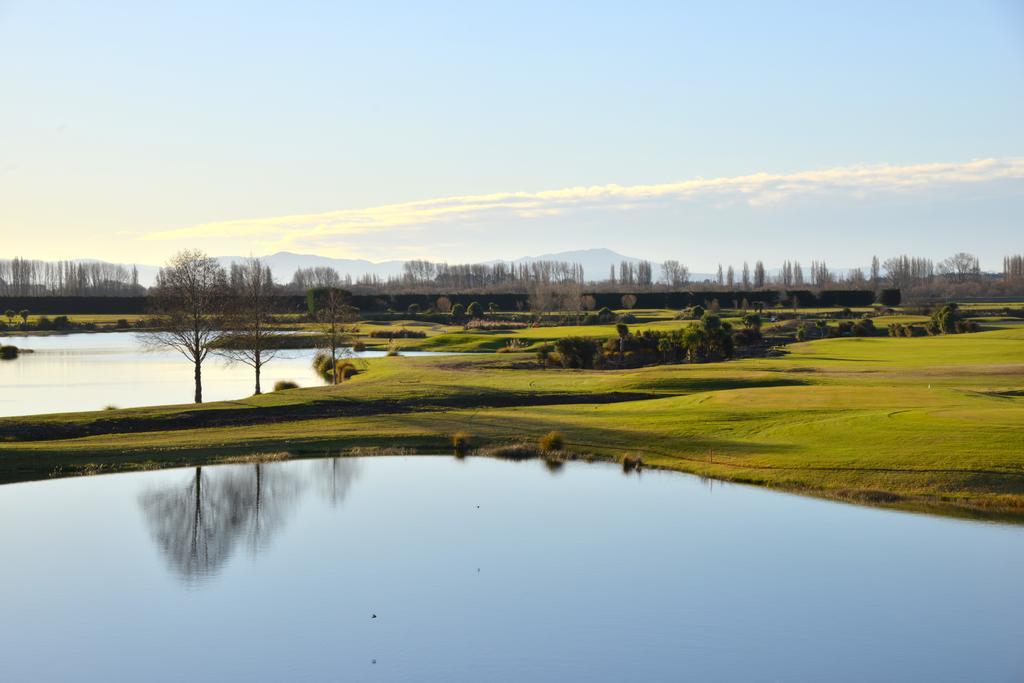 Peppers Clearwater Resort Christchurch Buitenkant foto